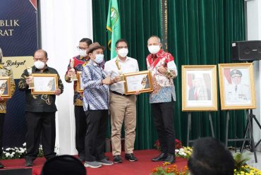 Disparbud Jabar Raih Predikat Informatif dalam Anugerah Keterbukaan Informasi Publik di Jawa Barat