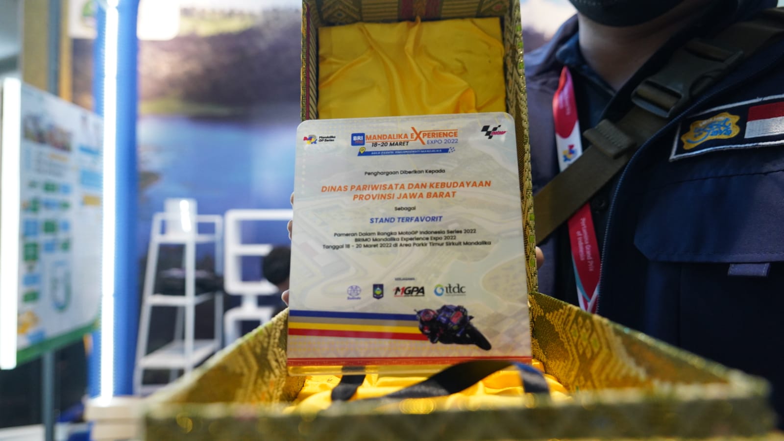 Stand Jawa Barat Juara Favorit di Mandalika Experience Expo 2022