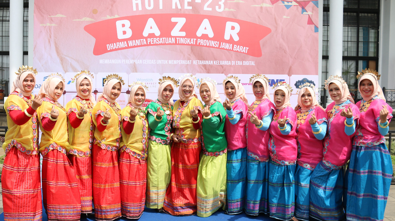 Disparbud Jabar Ramaikan Peringatan 23 Tahun Dharma Wanita Persatuan Provinsi Jawa Barat