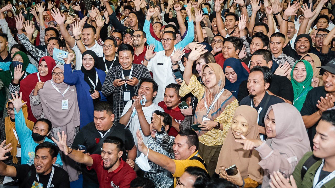 Menparekraf Dorong Pelaku UMKM Bandung Berkolaborasi dengan Komunitas TDA